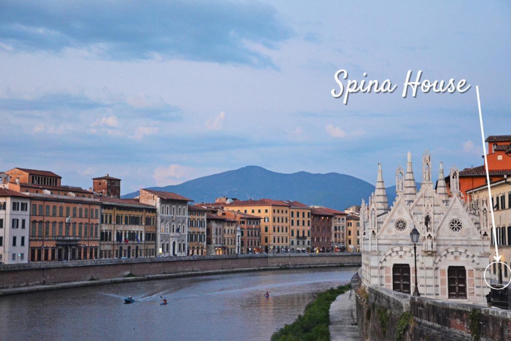Centro Storico Spina White House Apartment Pisa Bagian luar foto